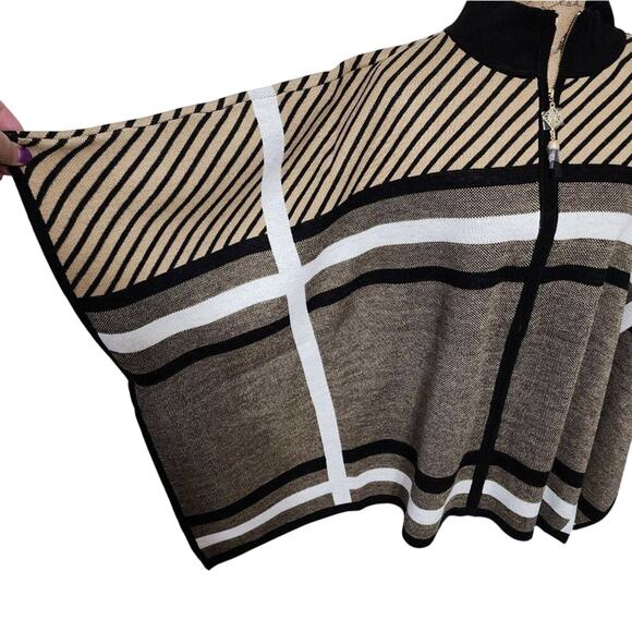 Anne Klein Womens 3X‎ Poncho Sweater Cardigan Knit Geometric Plaid Zip Up 3X New - Picture 2 of 7